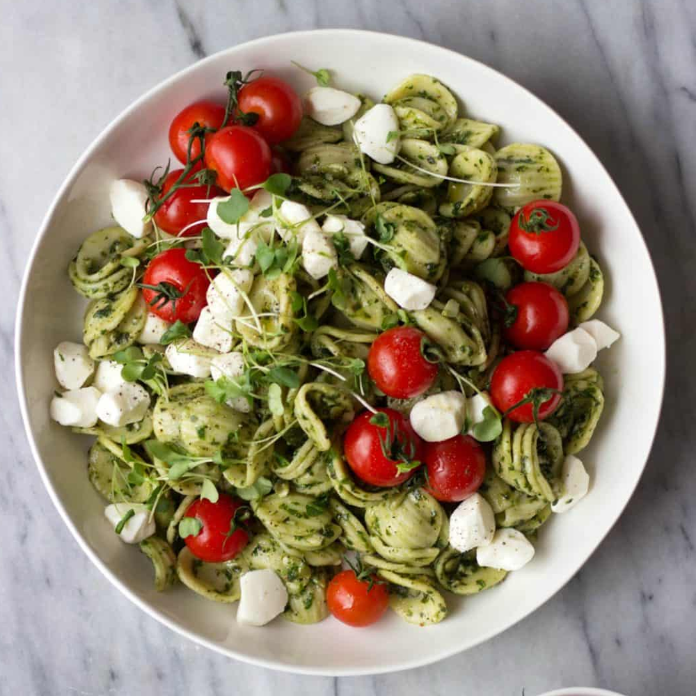 Pesto Caprese Spaghetti