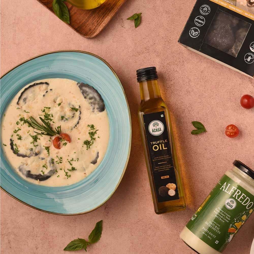 
                  
                    Alfredo Sauce ( Jain Friendly)
                  
                